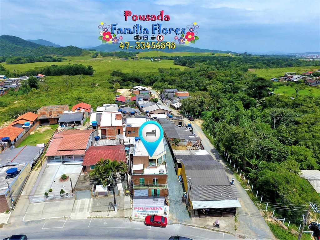 Pousada Familia Flores Penha  Esterno foto